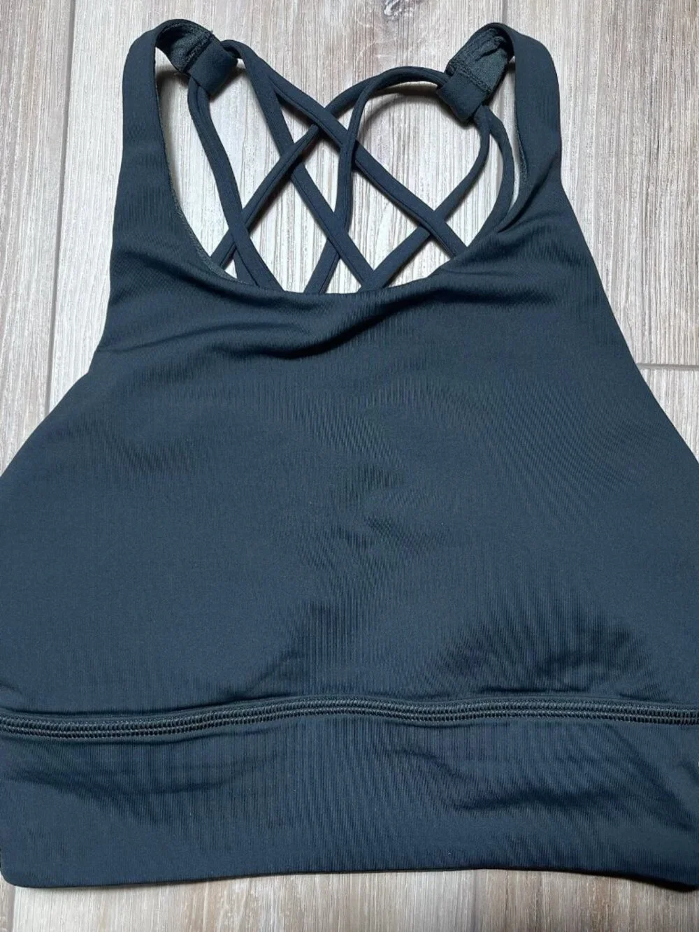 Lululemon Free To Be Wild High Neck Long Line Green Athletic Bra - Women Size 4